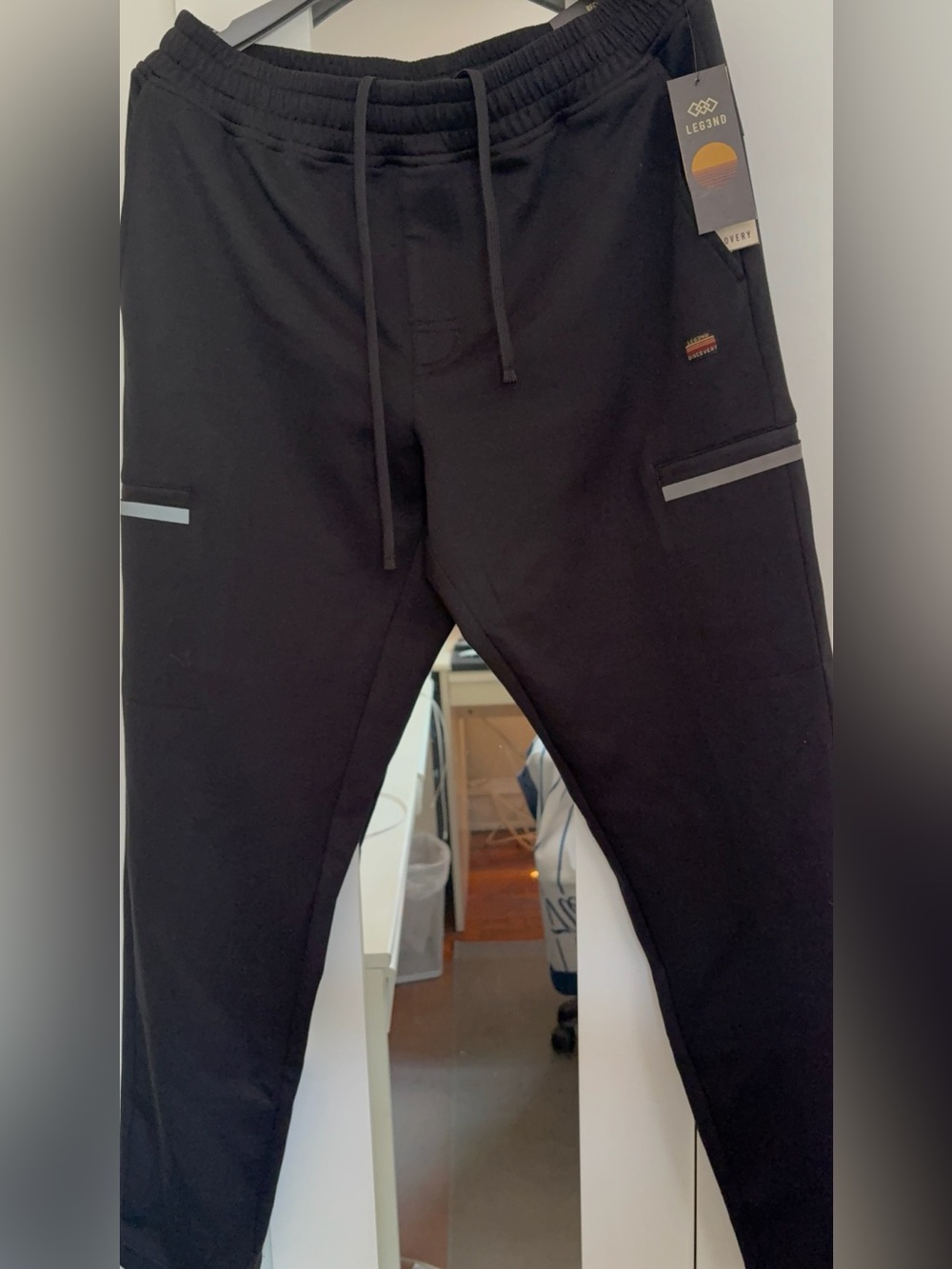 Leg3nd Men’s Discovery Straight Leg Pants- Size Medium - Picture 7 of 7